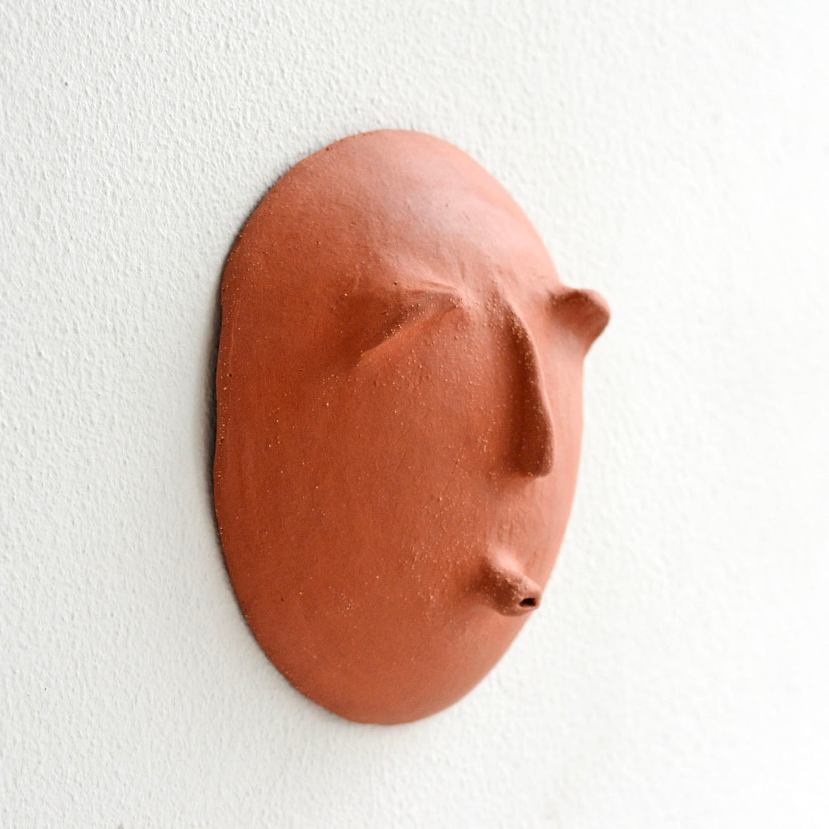 Máscara Terracota com Pintinhas - San Oli